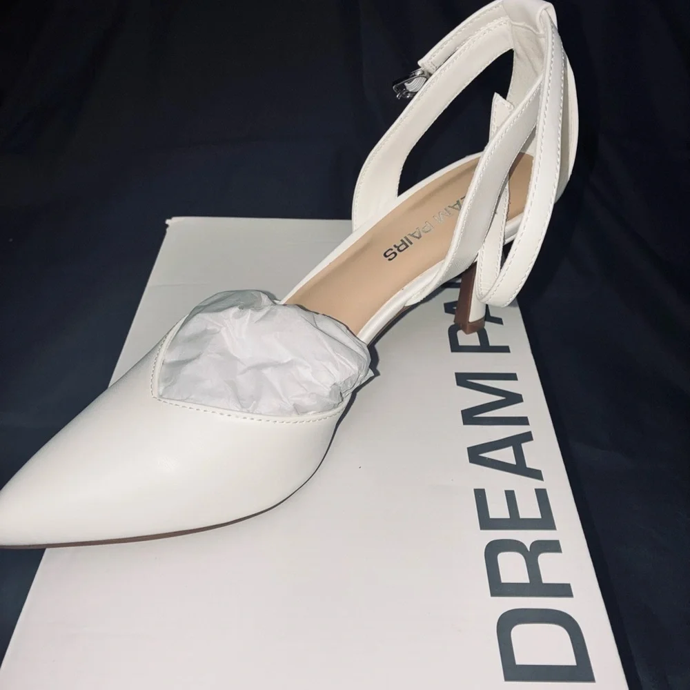 Dream Pairs Women's Elegant White Heels - Picture 3 of 8